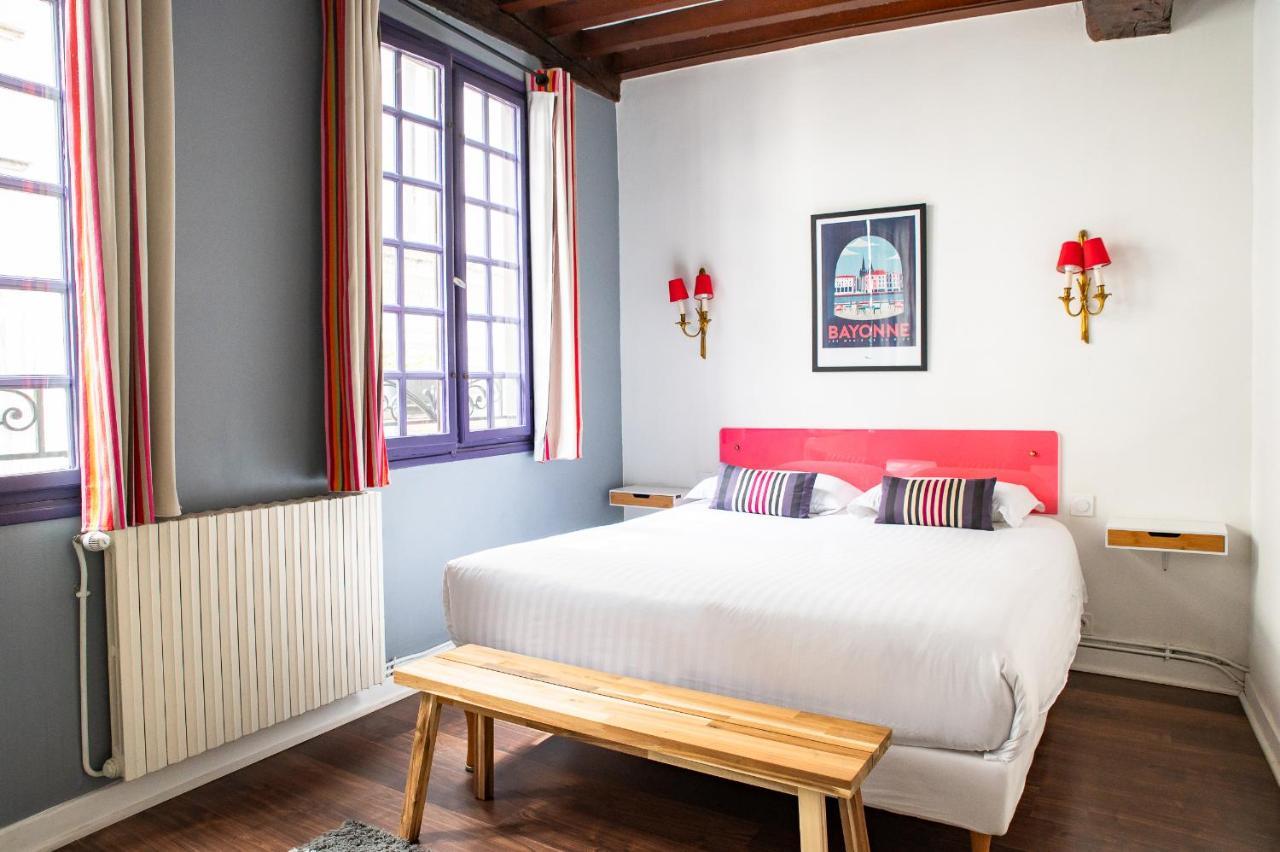 Hotel Le Port Neuf Bayonne Luaran gambar