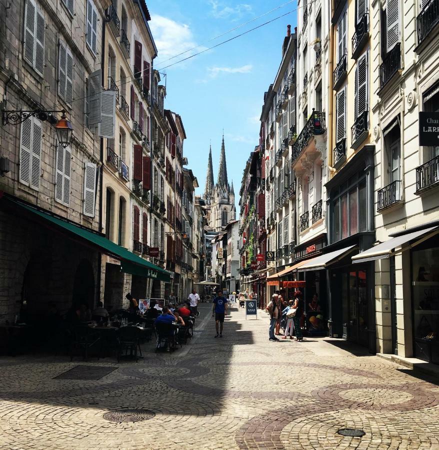 Hotel Le Port Neuf Bayonne Luaran gambar